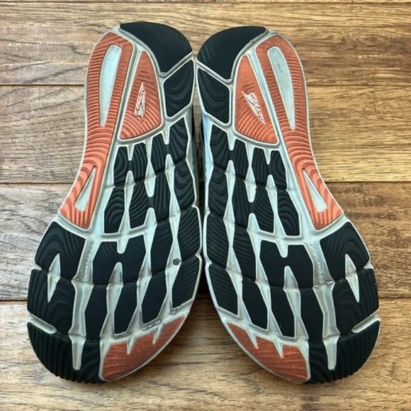 Altra Torin 5 Road Running Shoes Foot Shape Zero Drop Mint Coral Womens Size 9 - Picture 9 of 10